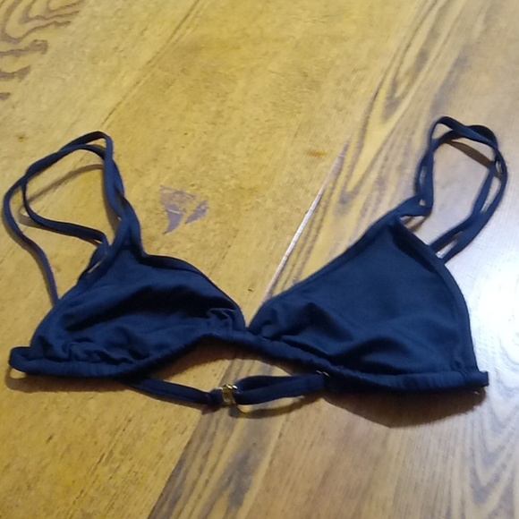 Andie Womens Bikini Top BLACK Medium TRIANGLE Swim Vacation Beach CANNES - Picture 2 of 7